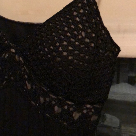 Cocktail dress - Picture 1 of 3